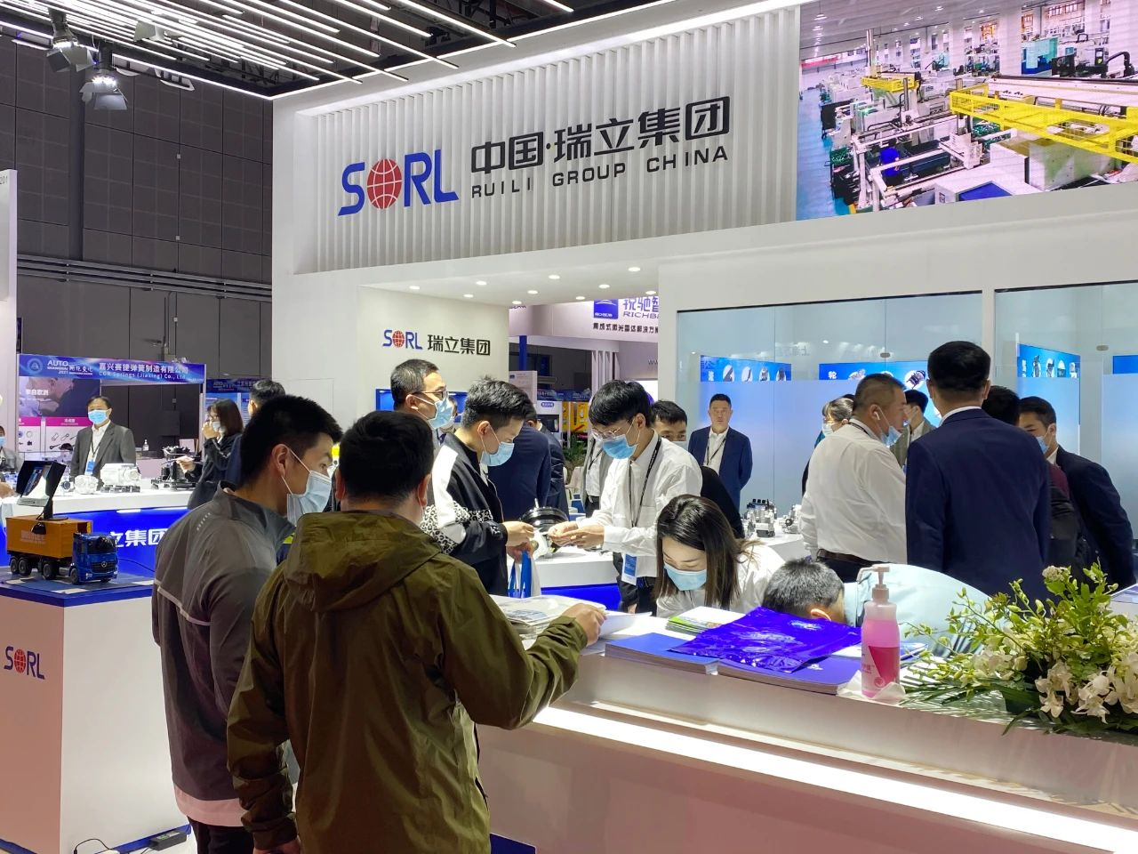 擁抱變化 智領(lǐng)未來丨瑞立亮相2021上海國際汽車工業(yè)展覽會